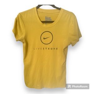 Nike vintage Lovestrong drifit women’s fitted shirt size M
